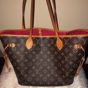 Louis Vuitton Neverfull Monogram Tote